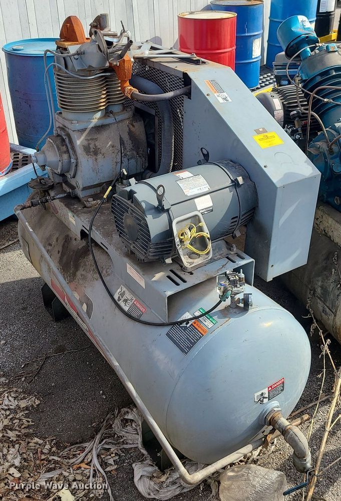 image for item LH9910 (2) air compressors