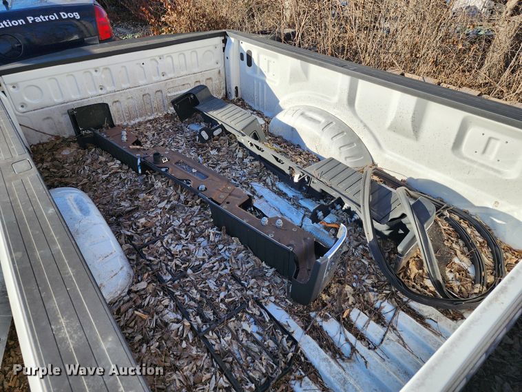 image for item LH9911 Ford  pickup bed