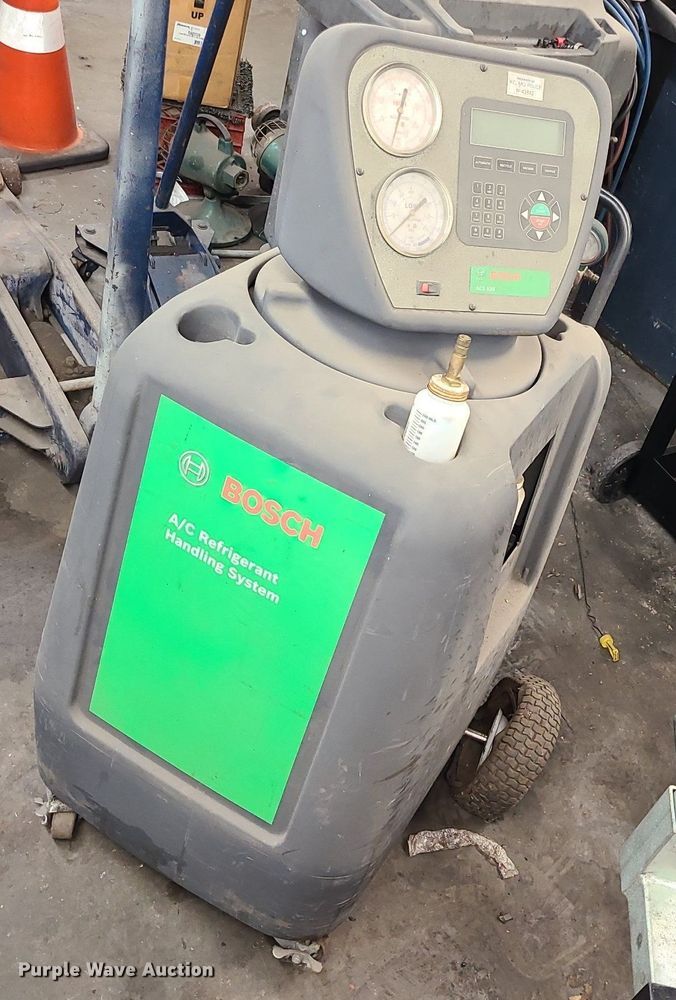 image for item LH9912 (3) AC recovery machines