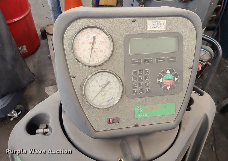 image for item LH9912 (3) AC recovery machines