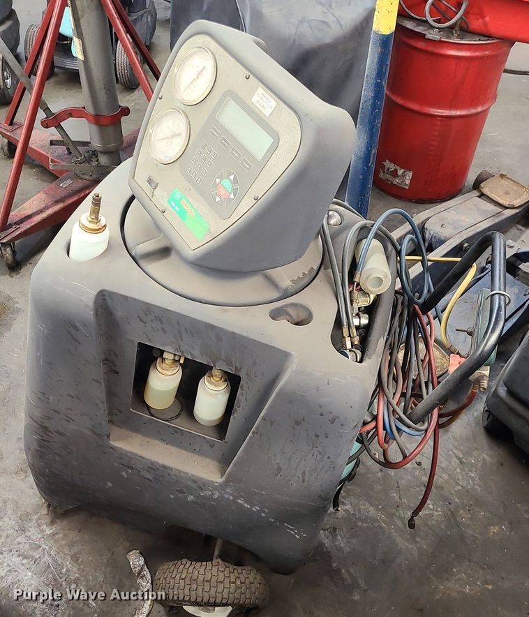 image for item LH9912 (3) AC recovery machines