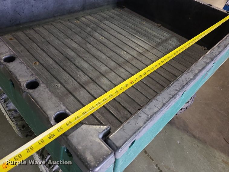 image for item LH9913 2005 Polaris Ranger 6x6  utility vehicle