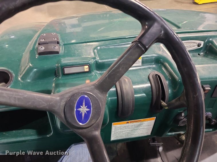 image for item LH9913 2005 Polaris Ranger 6x6  utility vehicle