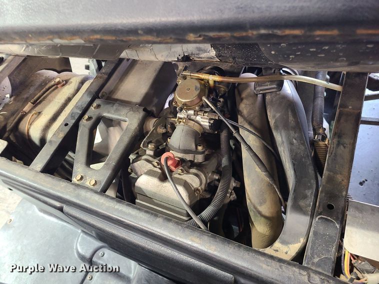 image for item LH9913 2005 Polaris Ranger 6x6  utility vehicle