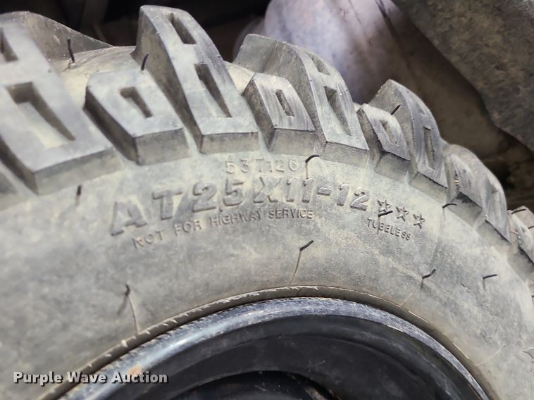 image for item LH9913 2005 Polaris Ranger 6x6  utility vehicle