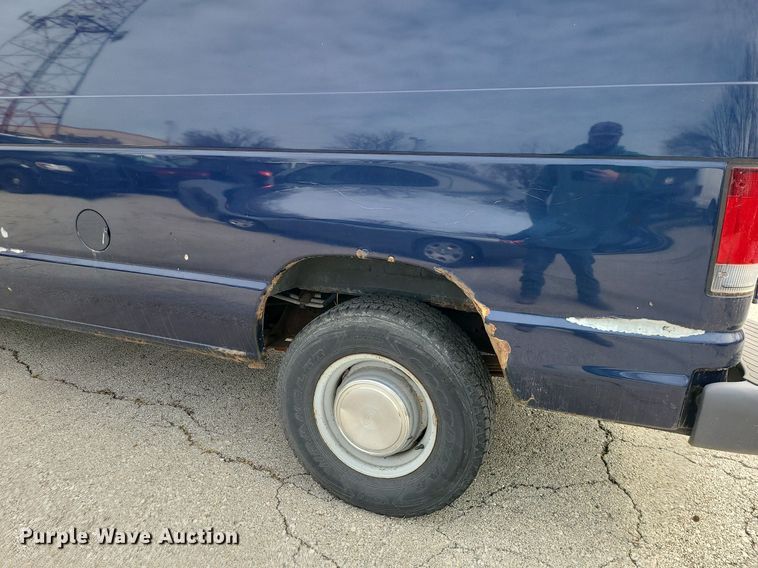 image for item LH9915 2006 Ford E350 Super Duty  van