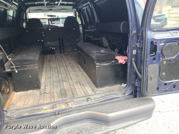 image for item LH9915 2006 Ford E350 Super Duty  van