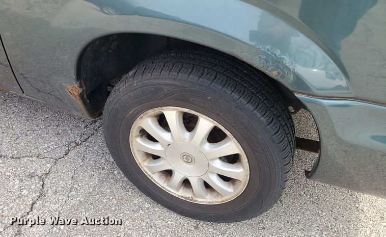 image for item LH9916 2003 Chrysler Town & Country LX  van