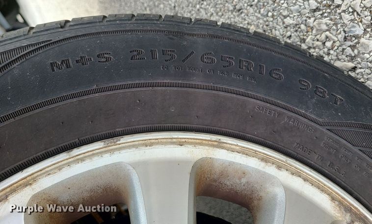 image for item LH9916 2003 Chrysler Town & Country LX  van