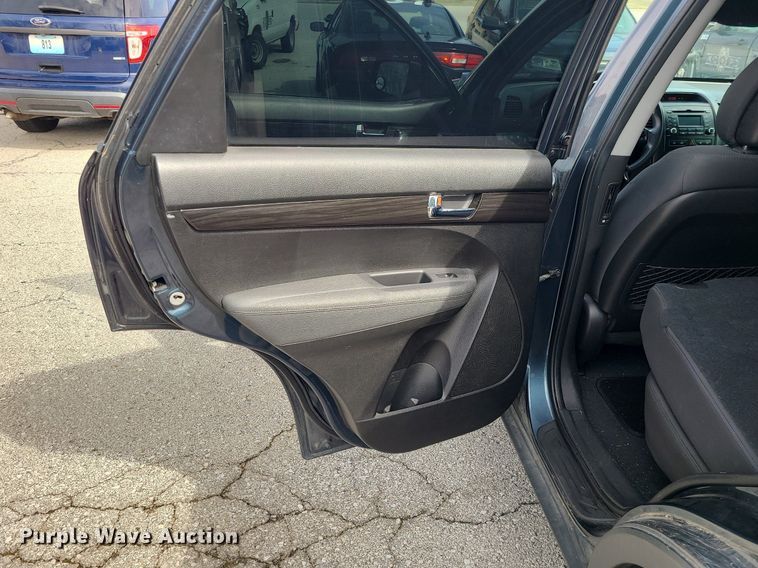 image for item LH9918 2011 Kia Sorento  SUV