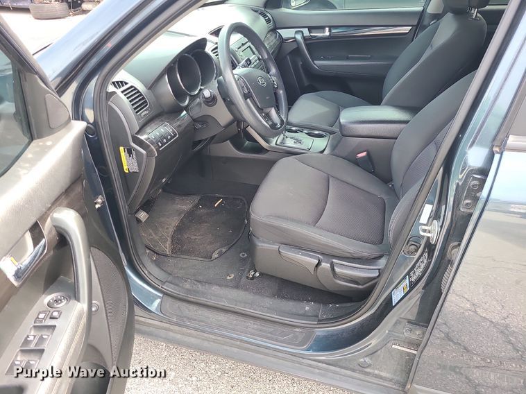 image for item LH9918 2011 Kia Sorento  SUV