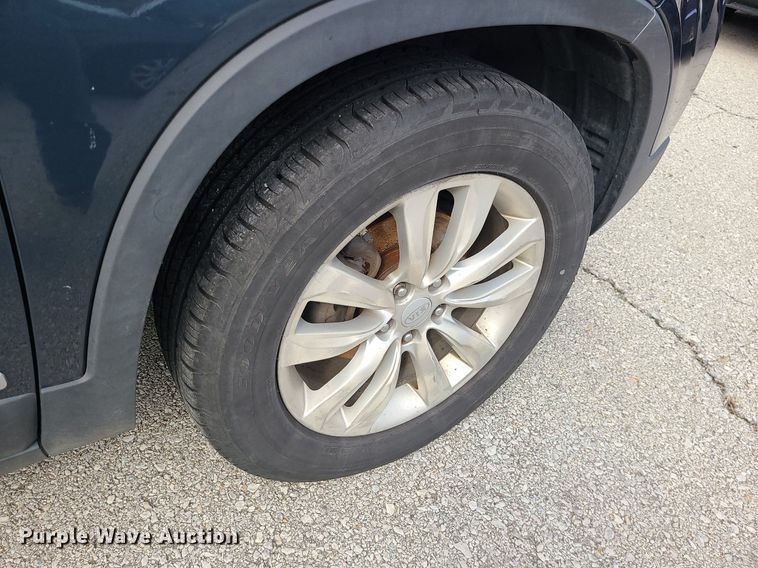 image for item LH9918 2011 Kia Sorento  SUV