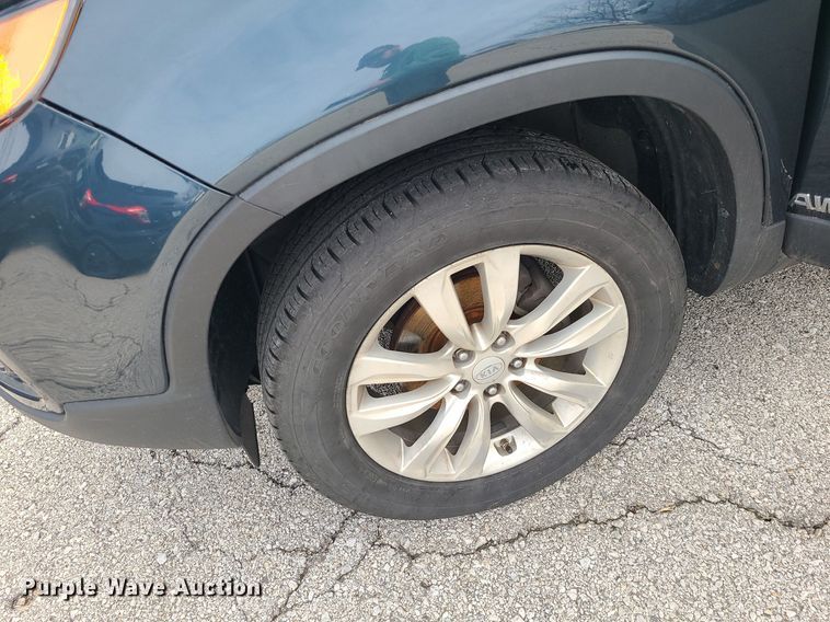 image for item LH9918 2011 Kia Sorento  SUV