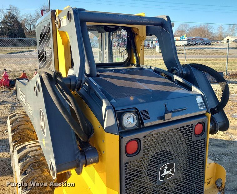 image for item LH9932 2014 John Deere 320E  skid steer loader