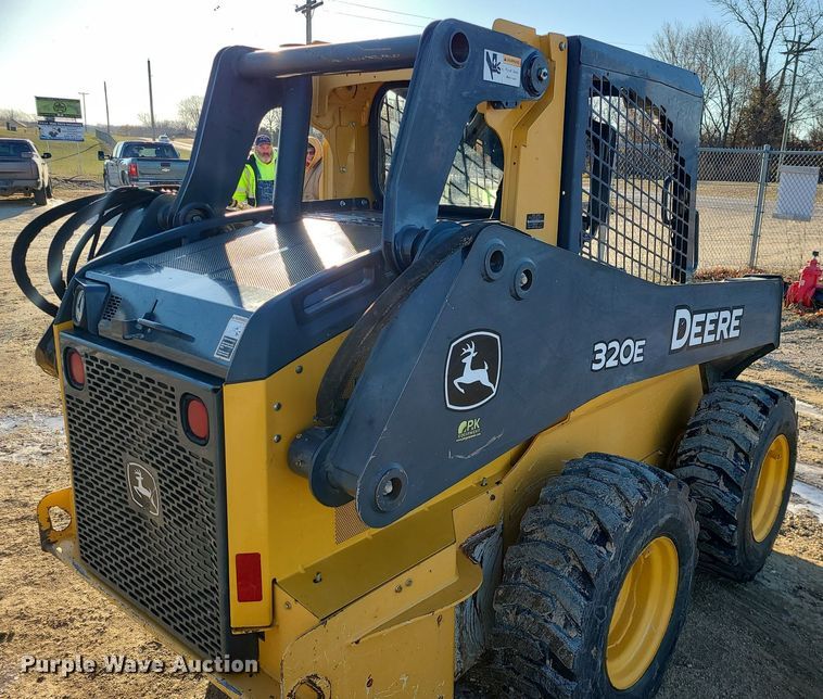image for item LH9932 2014 John Deere 320E  skid steer loader