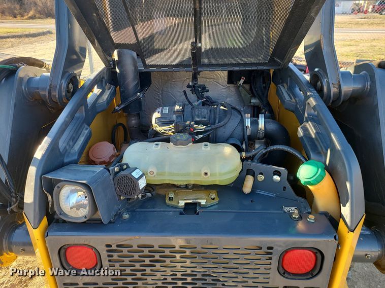 image for item LH9932 2014 John Deere 320E  skid steer loader