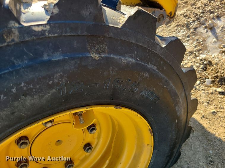 image for item LH9932 2014 John Deere 320E  skid steer loader