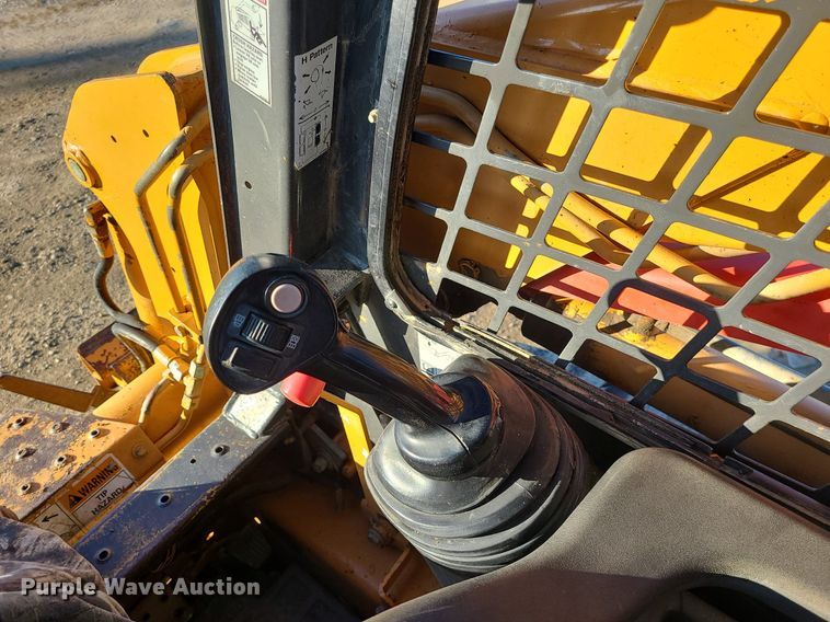 image for item LH9933 2008 Case 420CT Series 3  tracked skid steer loader