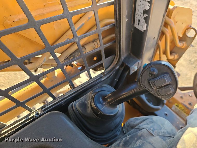 image for item LH9933 2008 Case 420CT Series 3  tracked skid steer loader