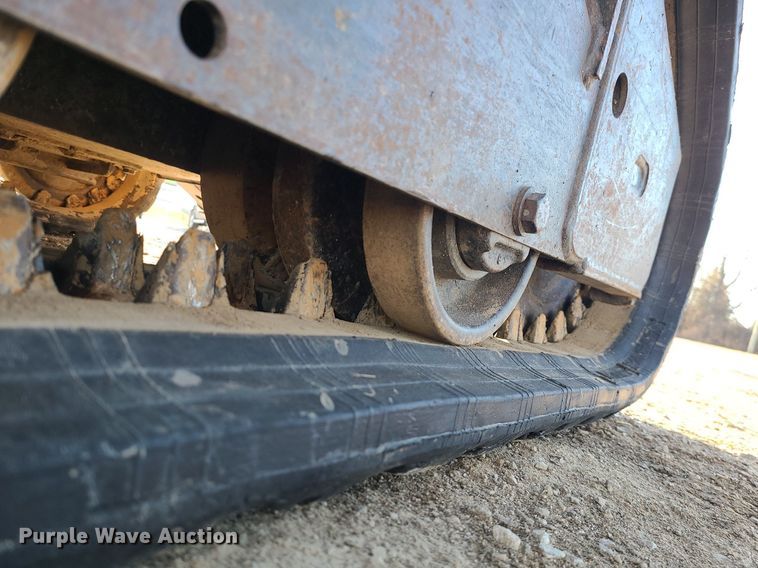 image for item LH9933 2008 Case 420CT Series 3  tracked skid steer loader