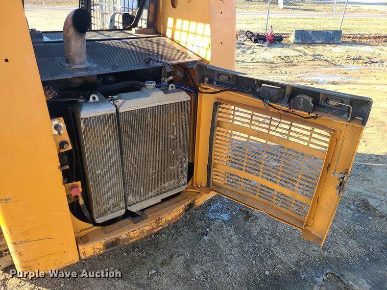 image for item LH9933 2008 Case 420CT Series 3  tracked skid steer loader