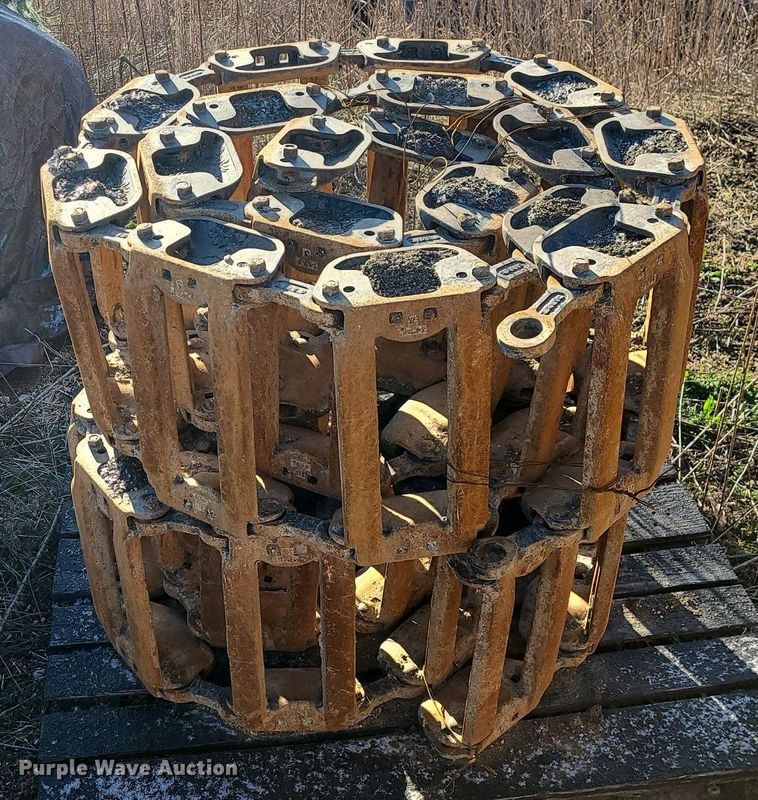 image for item LH9934 Steel over the tire skid steer tracks