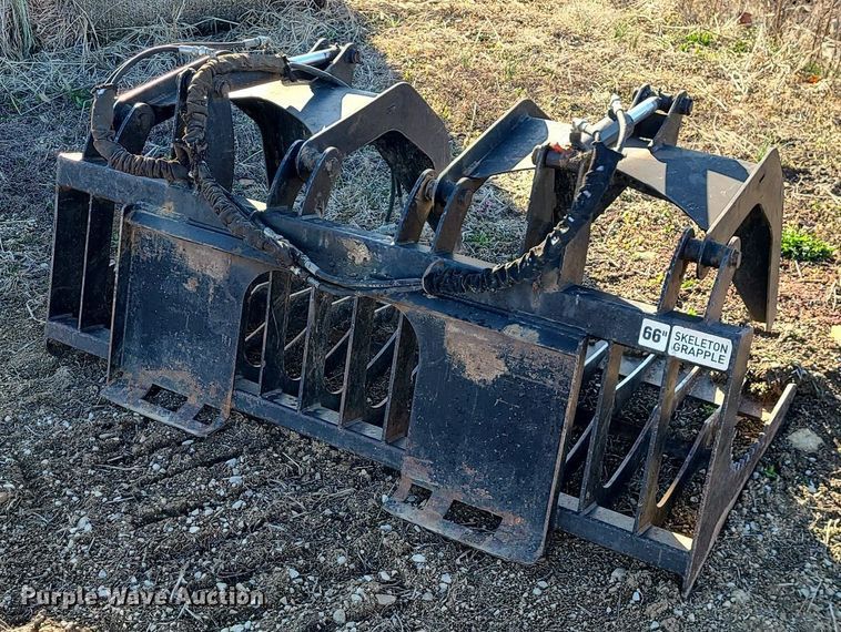 image for item LH9935 66" W skid steer grapple bucket
