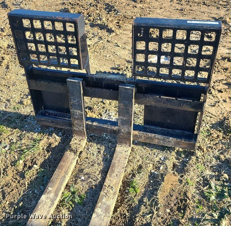 image for item LH9937 Skid steer forks