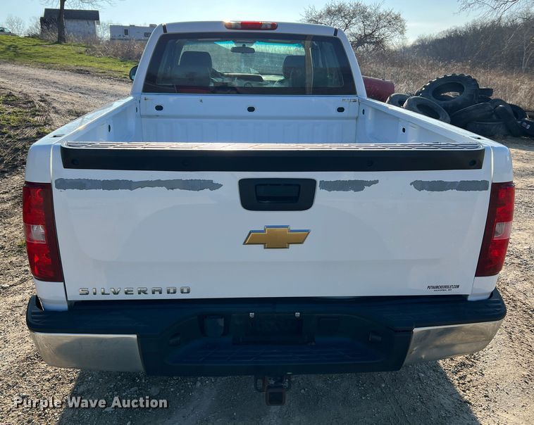 image for item LI9542 2013 Chevrolet Silverado 1500  Ext. Cab pickup truck