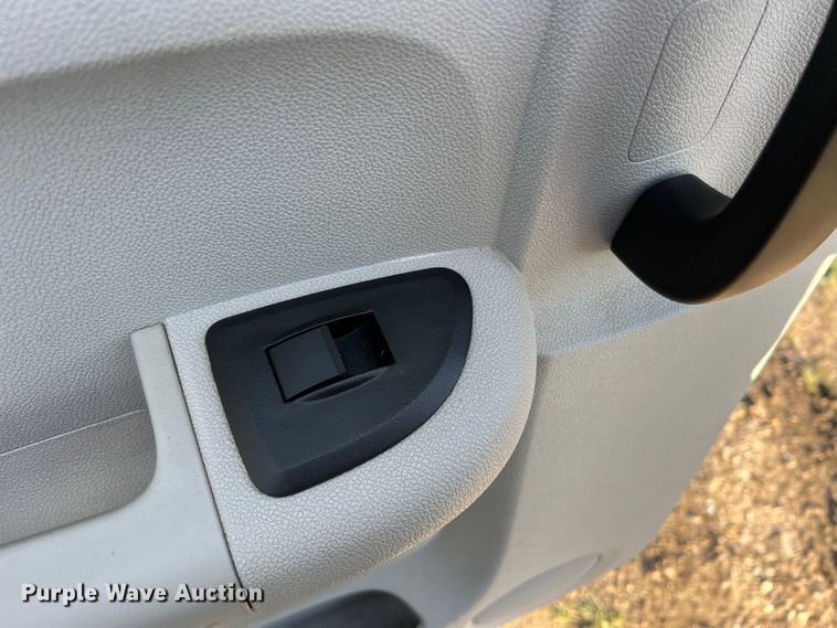 image for item LI9542 2013 Chevrolet Silverado 1500  Ext. Cab pickup truck