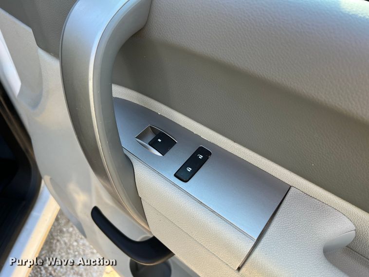 image for item LI9542 2013 Chevrolet Silverado 1500  Ext. Cab pickup truck