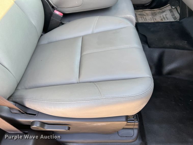 image for item LI9542 2013 Chevrolet Silverado 1500  Ext. Cab pickup truck