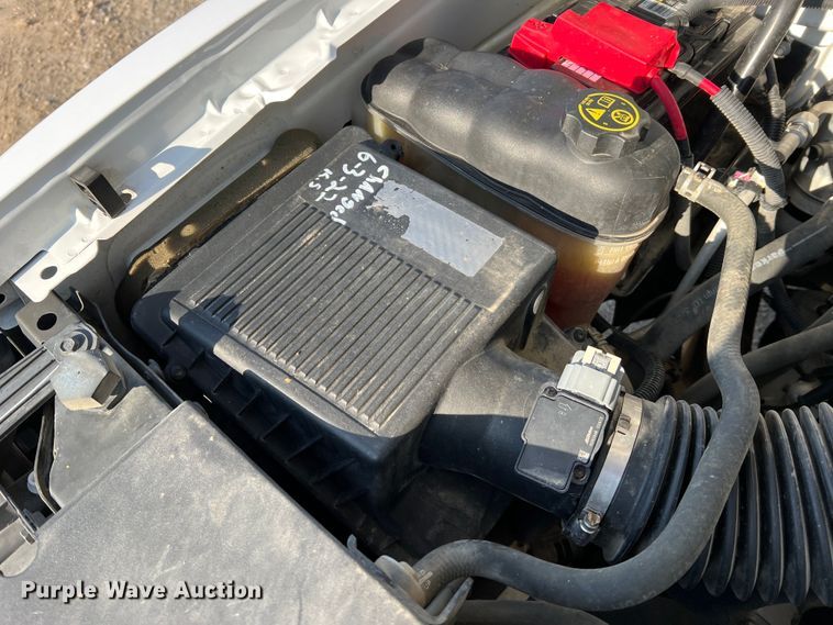 image for item LI9542 2013 Chevrolet Silverado 1500  Ext. Cab pickup truck