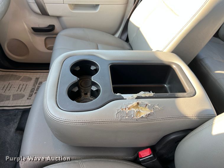 image for item LI9543 2013 Chevrolet Silverado 1500  Ext. Cab pickup truck