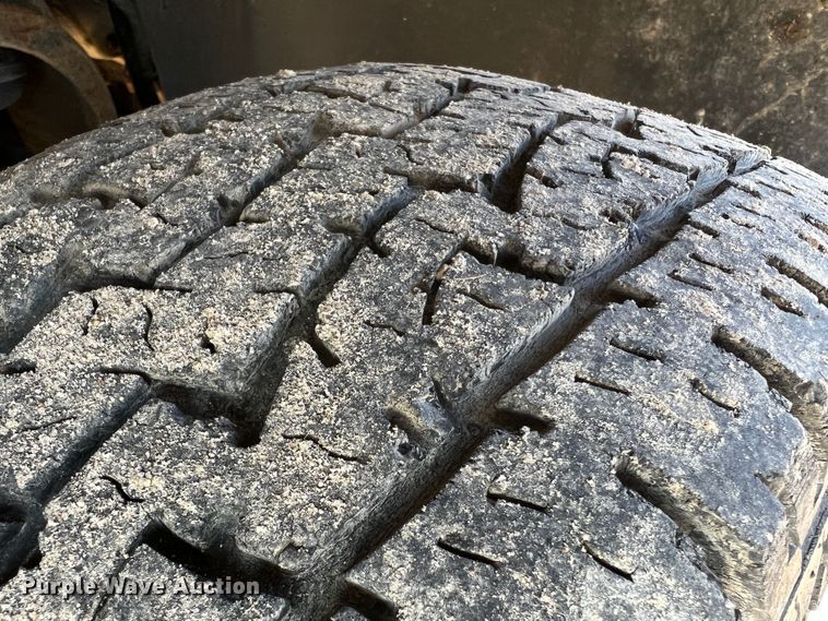 image for item LI9543 2013 Chevrolet Silverado 1500  Ext. Cab pickup truck