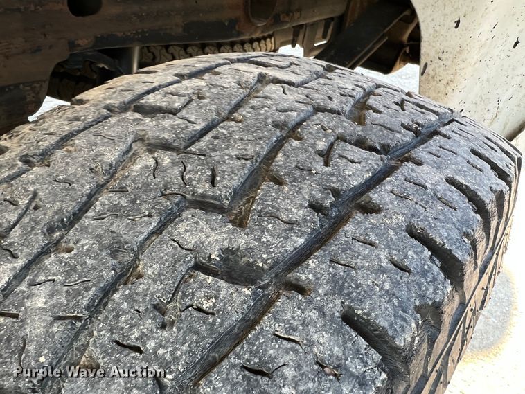 image for item LI9543 2013 Chevrolet Silverado 1500  Ext. Cab pickup truck