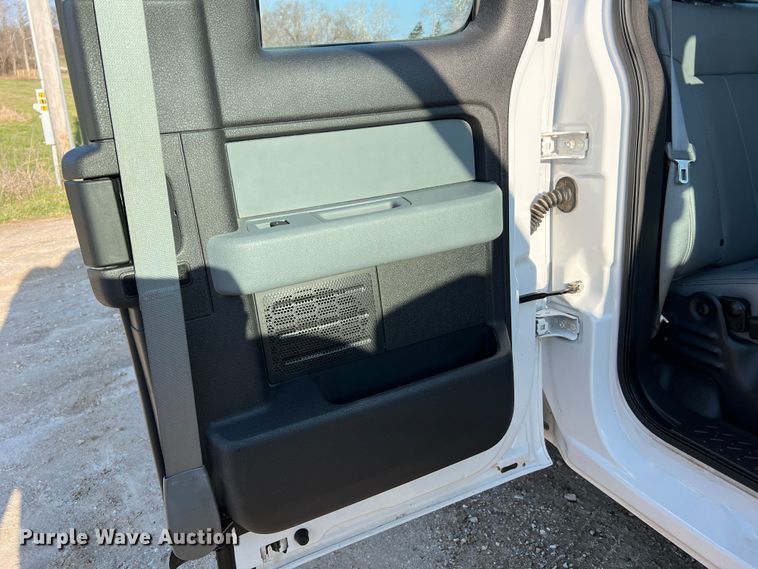 image for item LI9544 2014 Ford F150 XL  SuperCab pickup truck