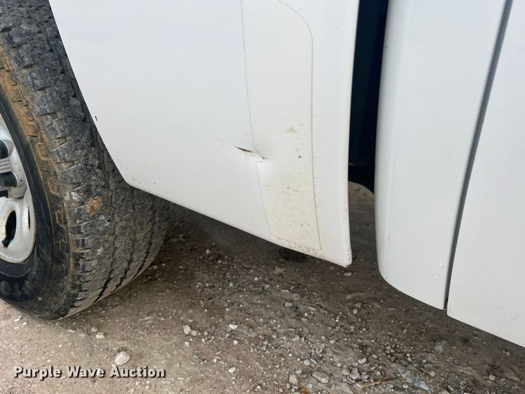 image for item LI9545 2010 Chevrolet Silverado 1500  Crew Cab pickup truck