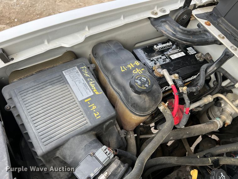 image for item LI9545 2010 Chevrolet Silverado 1500  Crew Cab pickup truck