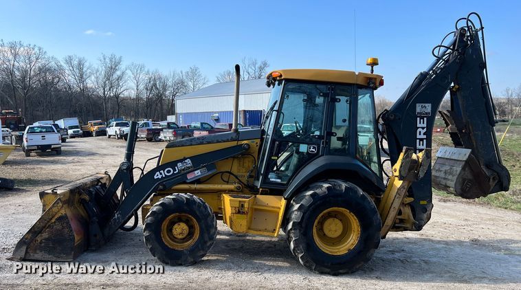 image for item LI9547 2009 John Deere 410J  backhoe