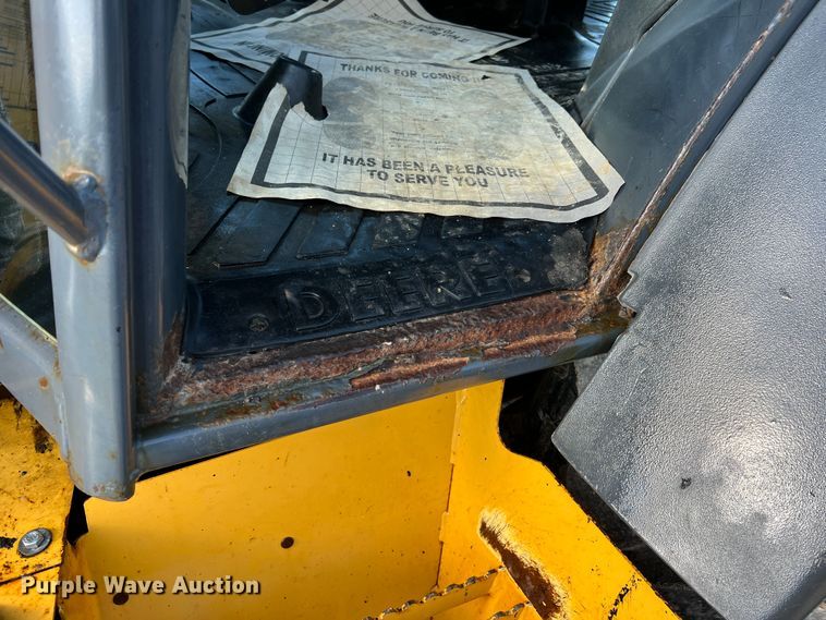 image for item LI9547 2009 John Deere 410J  backhoe