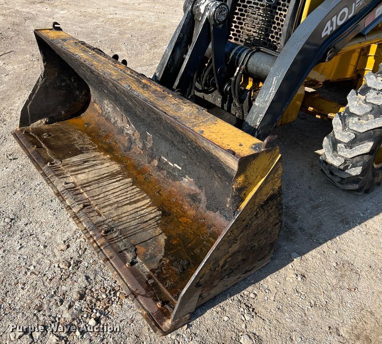 image for item LI9547 2009 John Deere 410J  backhoe