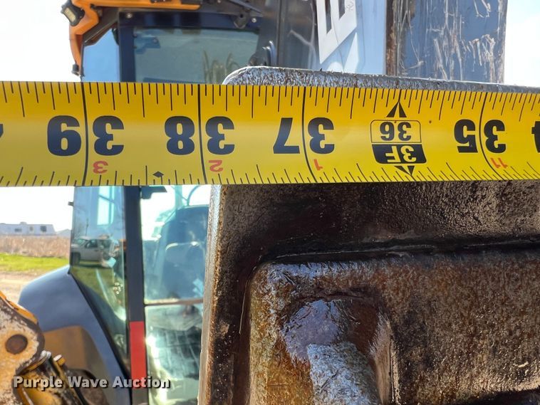 image for item LI9547 2009 John Deere 410J  backhoe