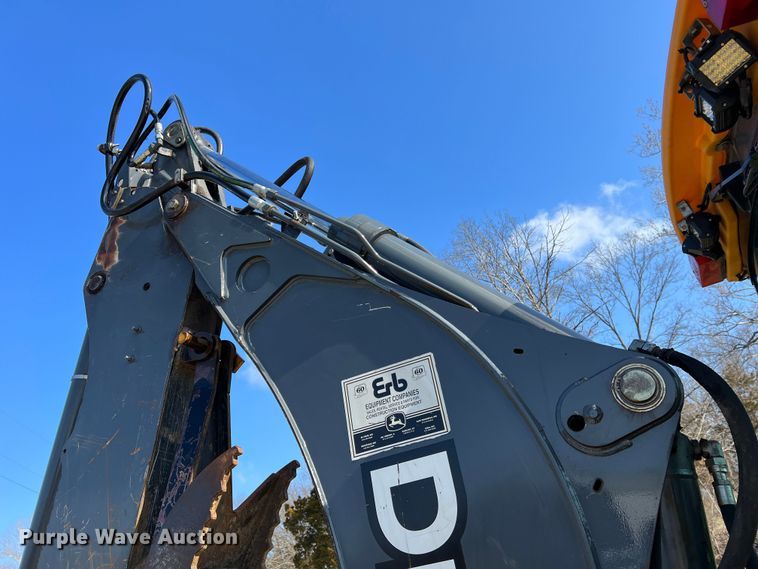 image for item LI9547 2009 John Deere 410J  backhoe