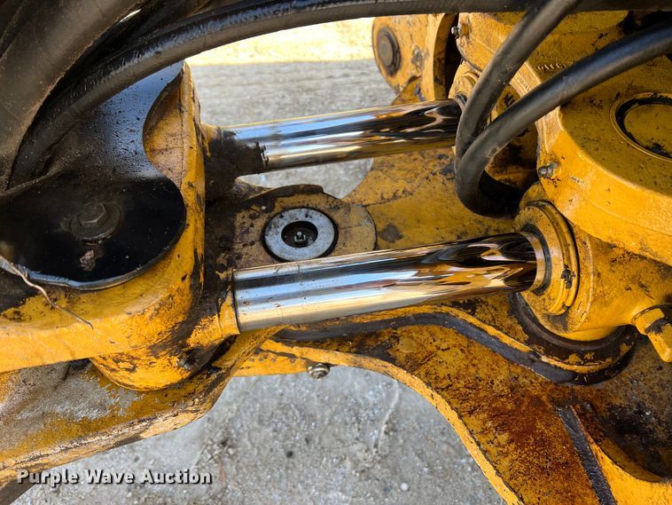 image for item LI9547 2009 John Deere 410J  backhoe