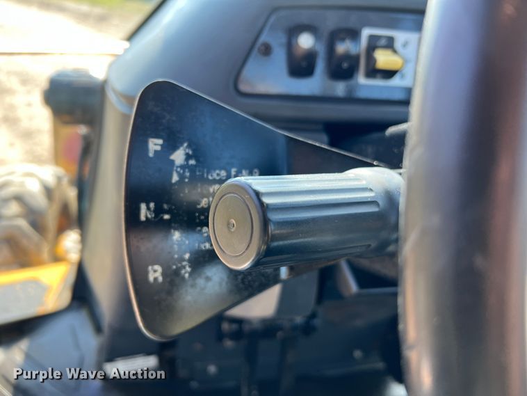 image for item LI9547 2009 John Deere 410J  backhoe