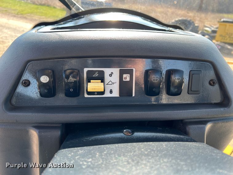 image for item LI9547 2009 John Deere 410J  backhoe