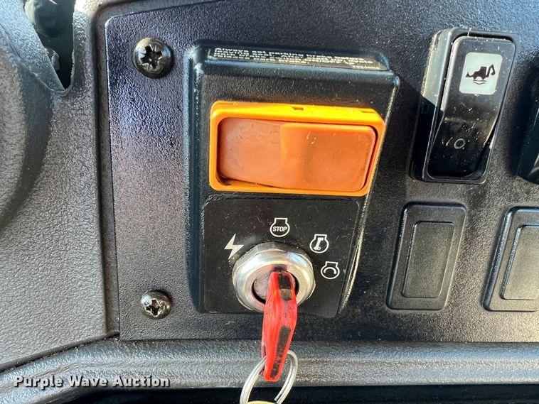 image for item LI9547 2009 John Deere 410J  backhoe