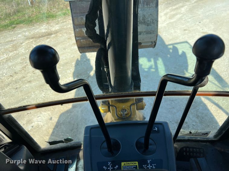 image for item LI9547 2009 John Deere 410J  backhoe