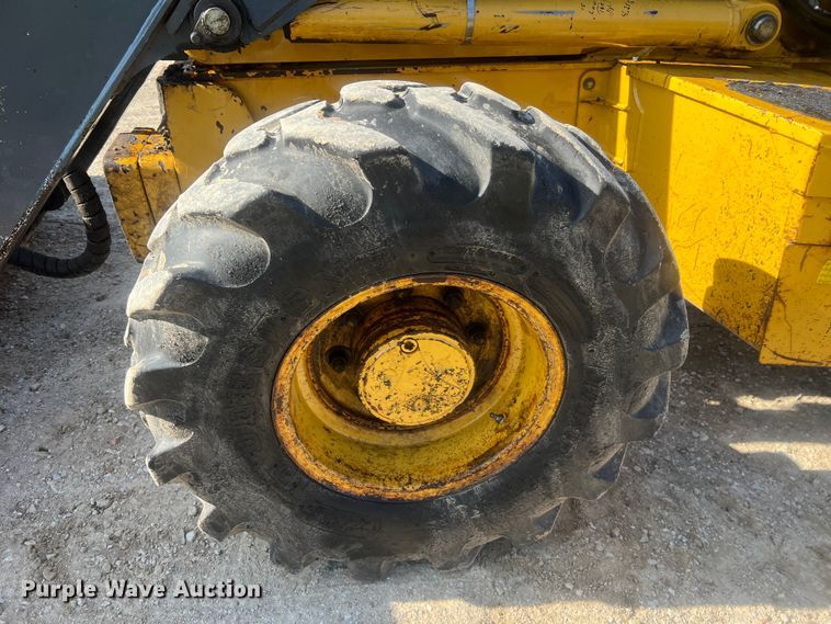 image for item LI9547 2009 John Deere 410J  backhoe